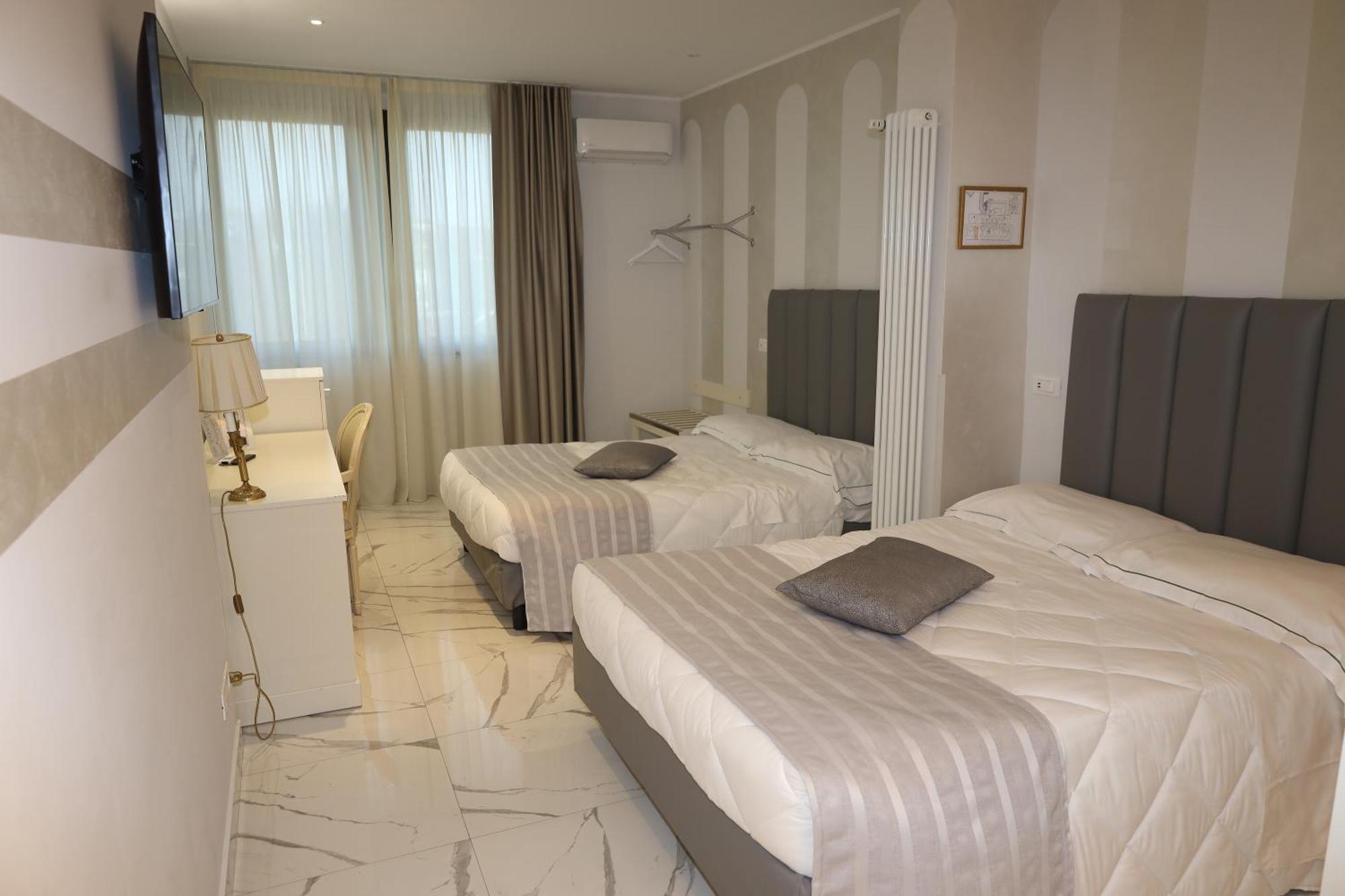 אוסיו סוטו Hotel Ristorante Continental מראה חיצוני תמונה